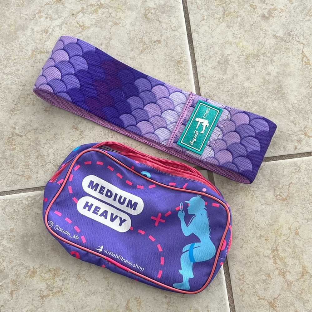 suzie b glute band